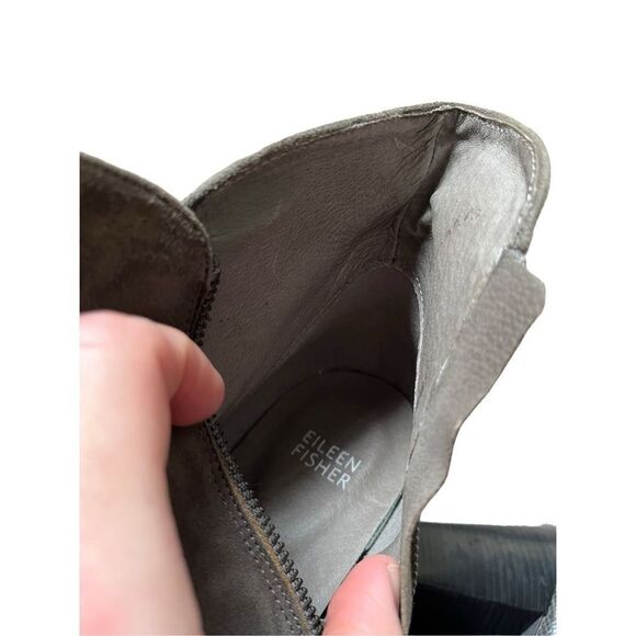 Eileen Fisher 9 Gray Suede Ankle Boot Wood Heel Patent Ankle - Picture 3 of 12